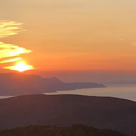 La Bouganvillia A Eretrie, Ile D'eubee, Grece Holiday home *
