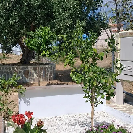 Σπίτι διακοπών La Bouganvillia A Eretrie, Ile D'eubee, Grece *
